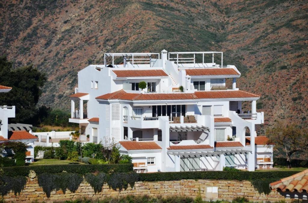 Penthouse mit privatem Jacuzzi in Marbella - Elviria Apartment Ojén Exterior foto