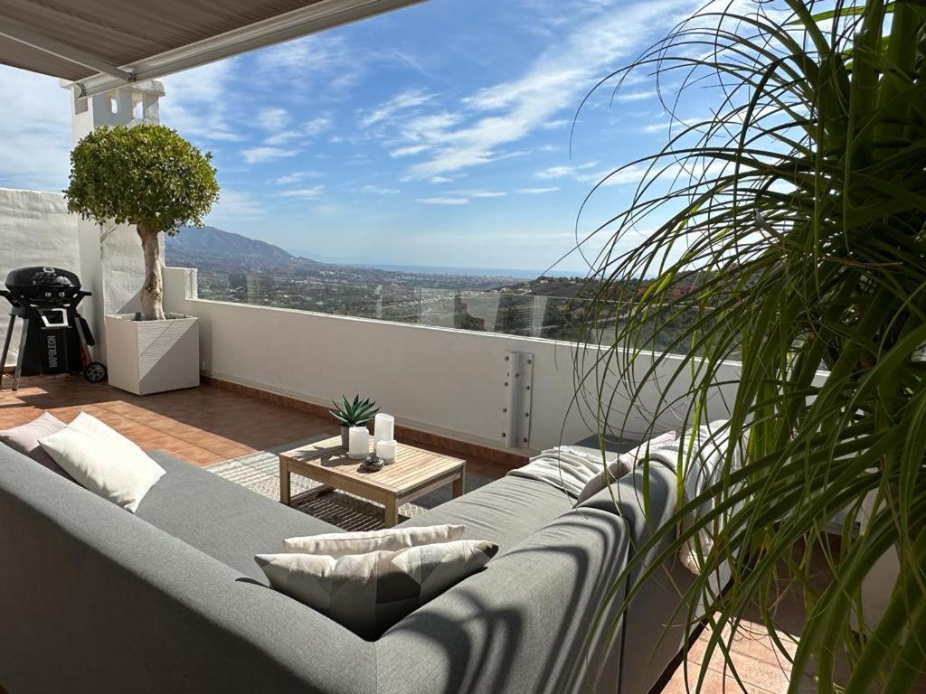Penthouse mit privatem Jacuzzi in Marbella - Elviria Apartment Ojén Exterior foto